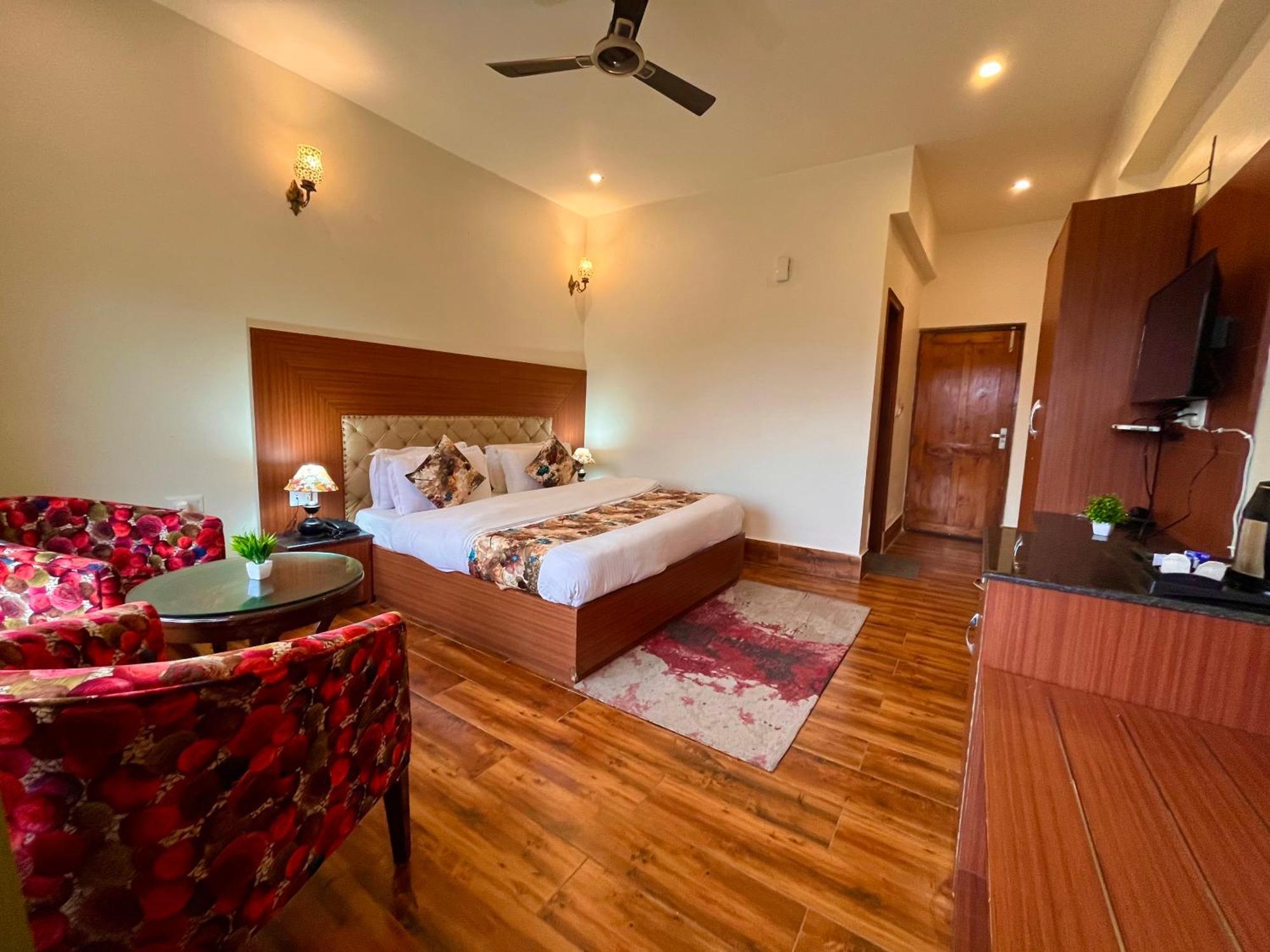 The Kempty Osasis - A Boutique Resort With Scenic Mountain View In Mussoorie Εξωτερικό φωτογραφία